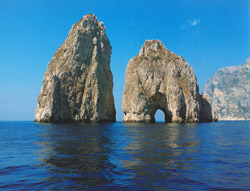 <b>The Faraglioni Rocks, the symbol of the island</b>