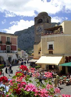 <b>The main square of Capri town</b>
