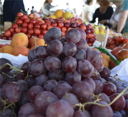 Frutta nel centro storico a Sorrento