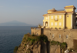 <b>Villa Nicolini and Mt Vesuvius</b>